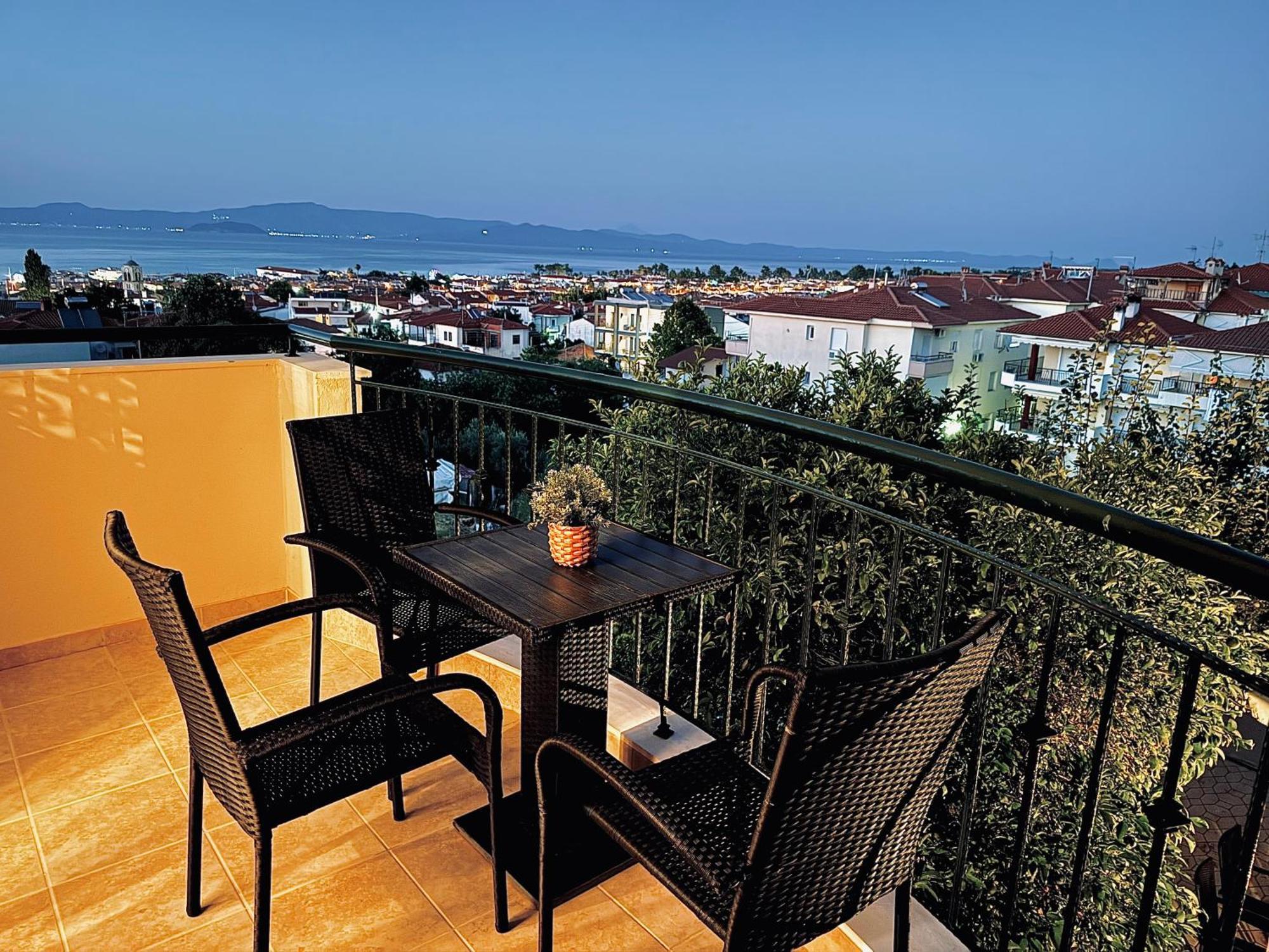 Hotel Sun Sight Pefkochori Exterior photo